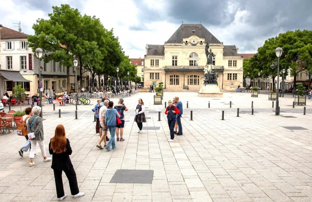 Catel Studio Hyper Centre Saint Dizier-1