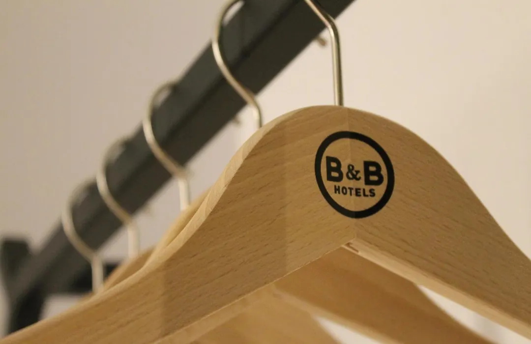 B&B HOTEL Toulouse Cité de l'Espace Mouchotte-1