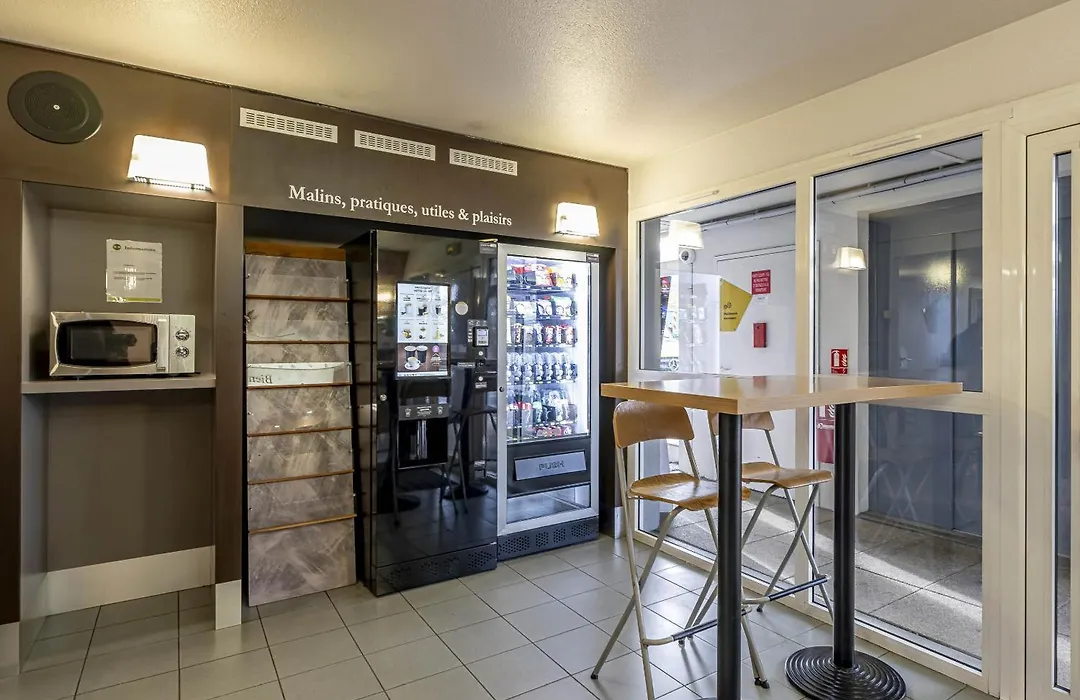 B&B HOTEL Bordeaux Mérignac Hôtel de Ville-1