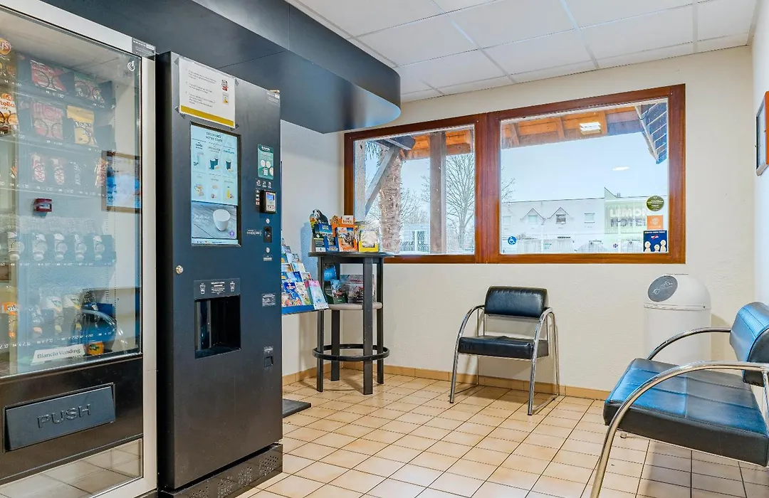 B&B Hotel Chatellerault-1