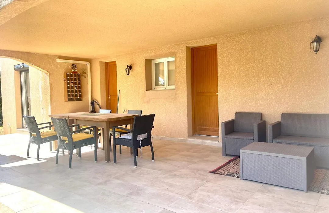 Bel appartement dans hameau calme-1