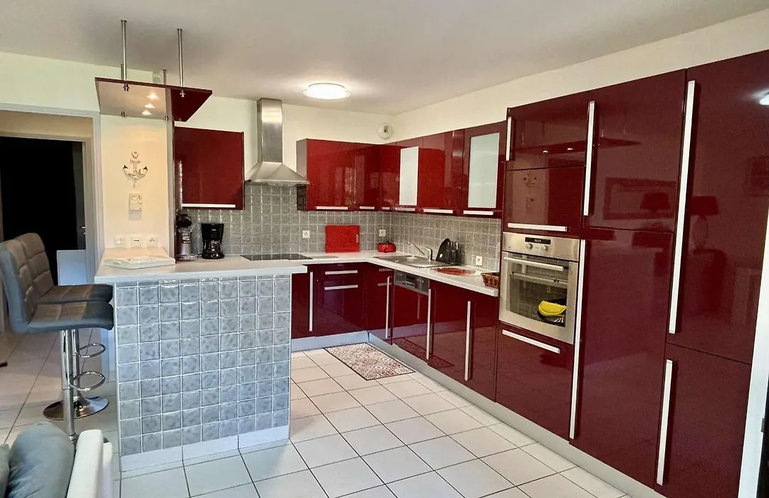 Appartement Coquet 3 Pieces, Centre Village, Proche Commerces Et Plages, Parking, Wifi, 4 Pers. - Fr-1-225-652-1