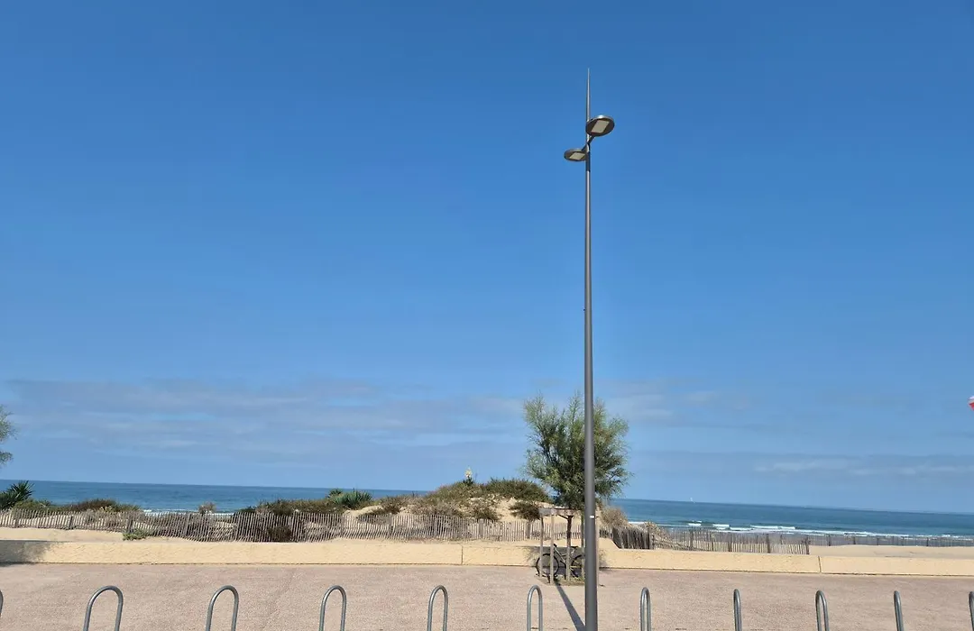 Soulac Côté Plage - Devant l'océan-1