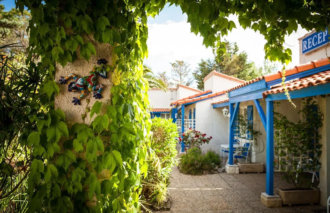 Hotel Des 4 Vents Esprit Camargue Parking Privé Gratuit-1