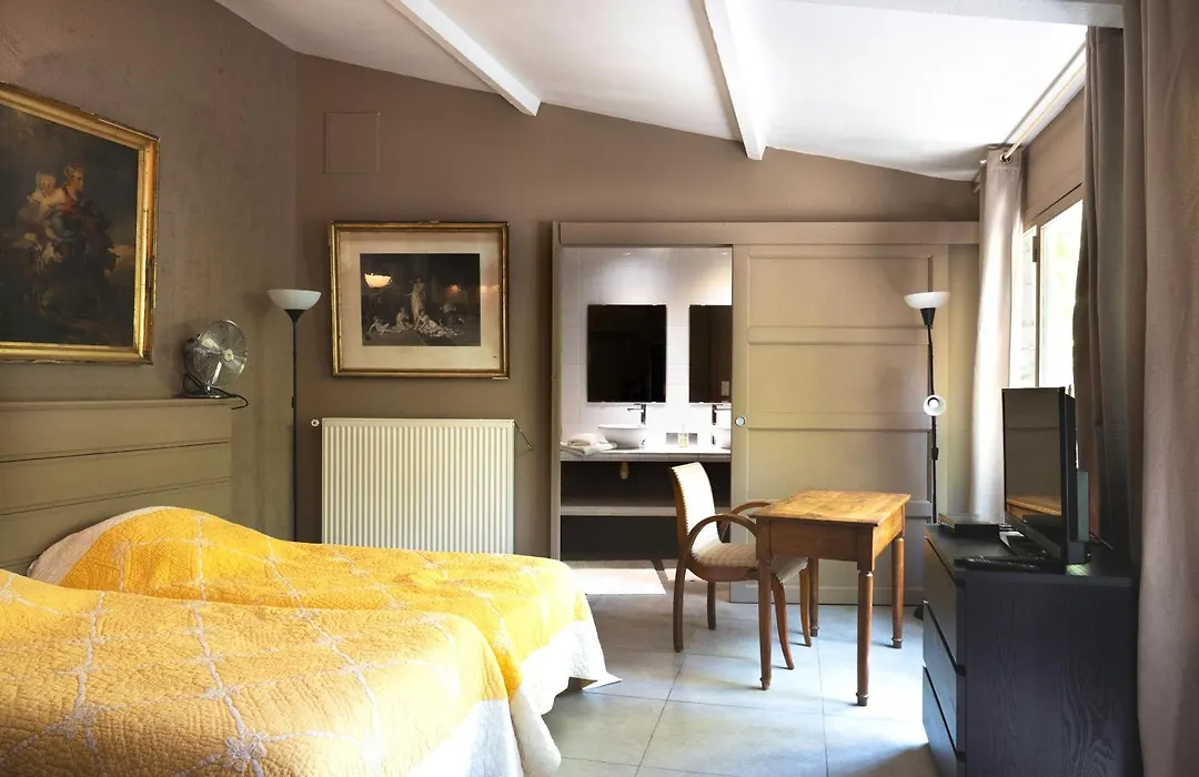 La Maison sur la Colline-1