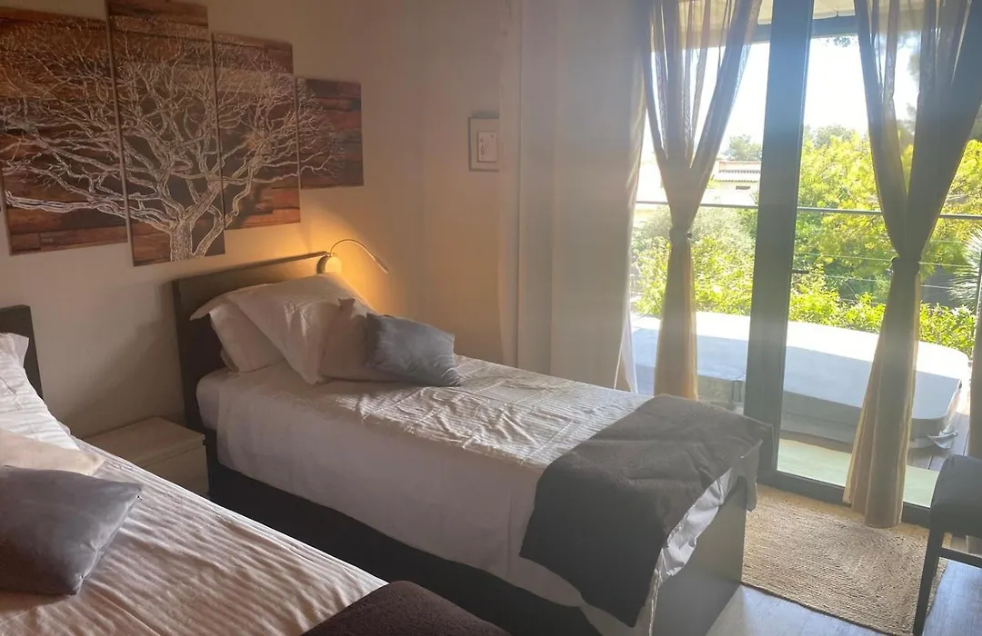 L'Escale Cote Bleue B&B And Spa-1
