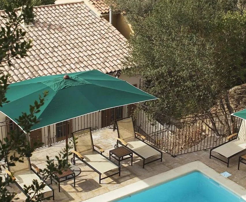 Hostellerie du Cigalou - Les Collectionneurs-1