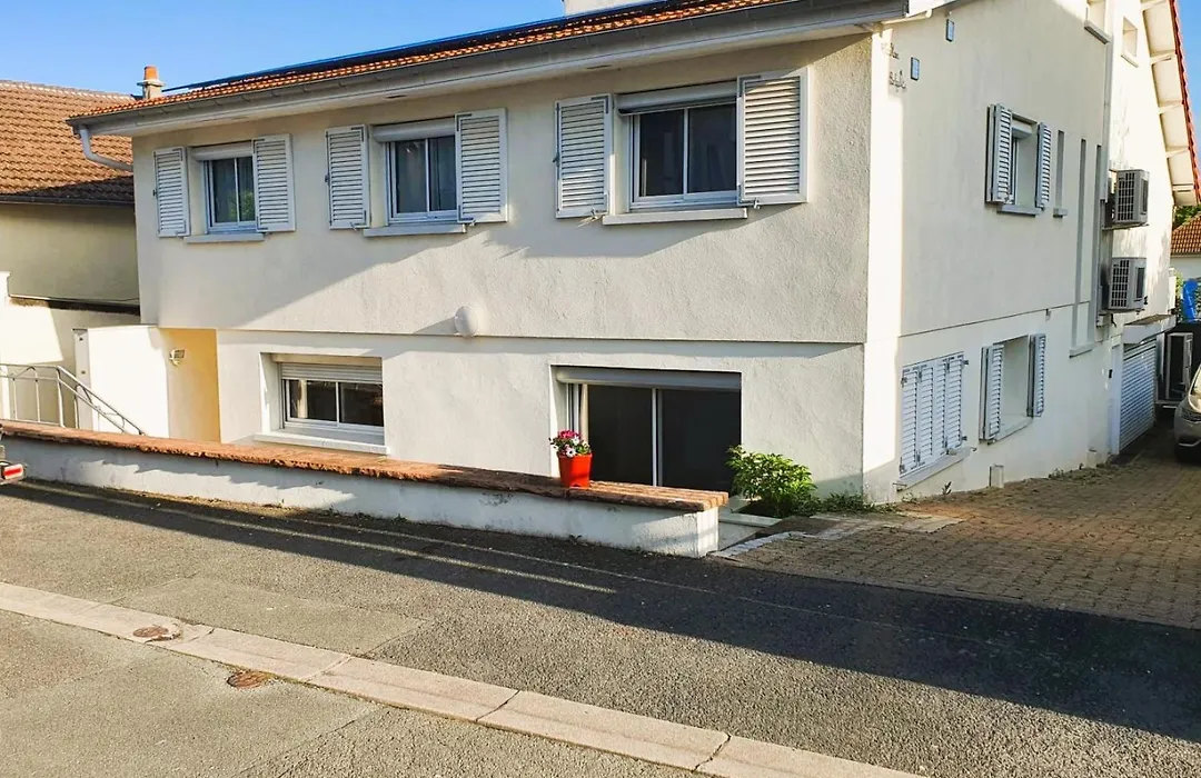 Proche Centre, Gare, Parc, Parking By Maison Bonhage-1