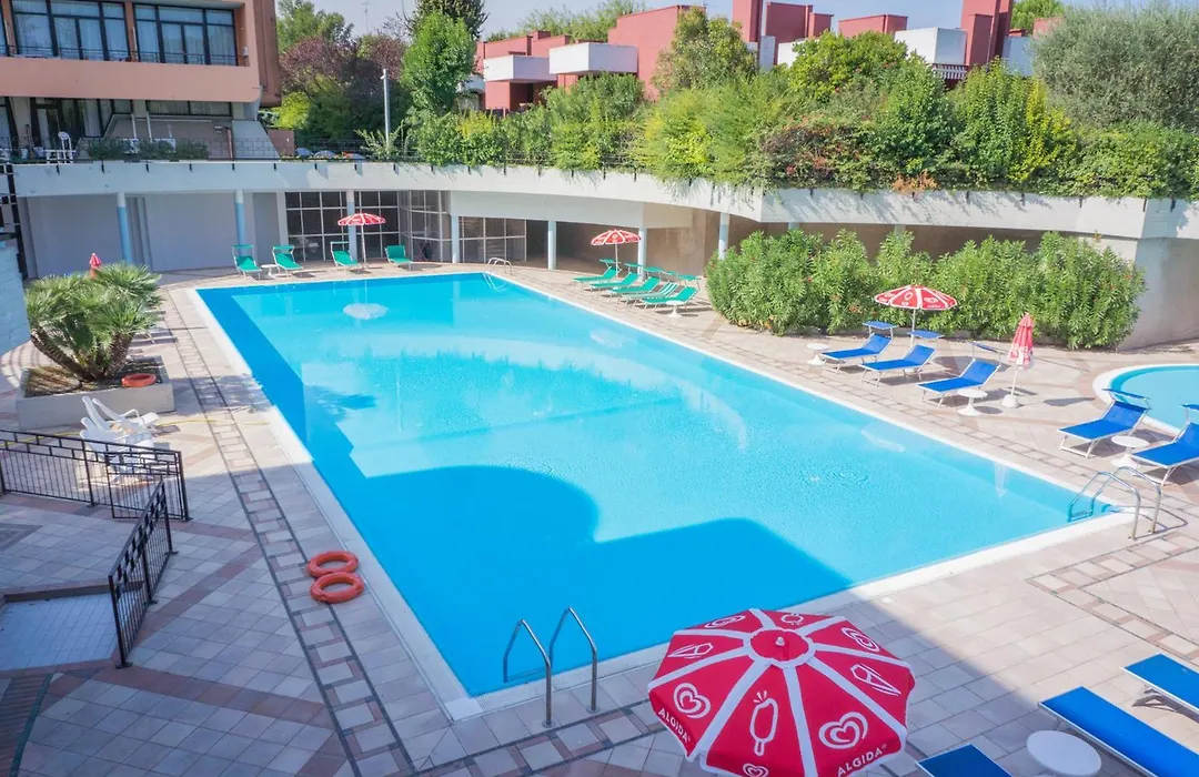 Hotel Residence Holiday-1