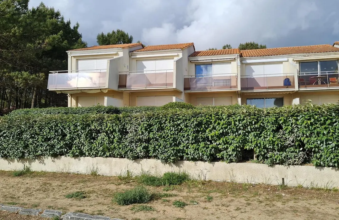 Saint Georges de Didonne - VUE MER pour ce STUDIO COSY en rez-de-chaussée-1