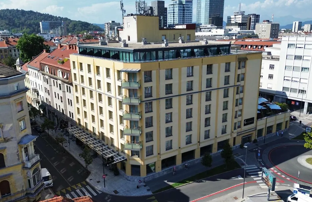 City Hotel Ljubljana-1