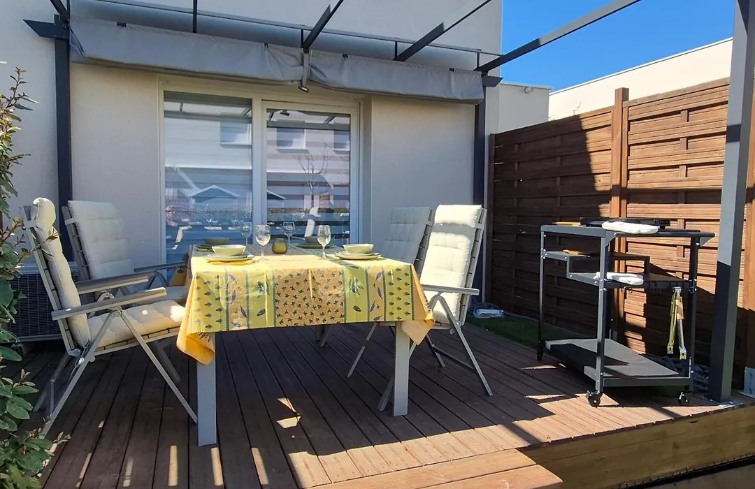 Villa lumineuse au soleil,plage 5',piscine,parking-1