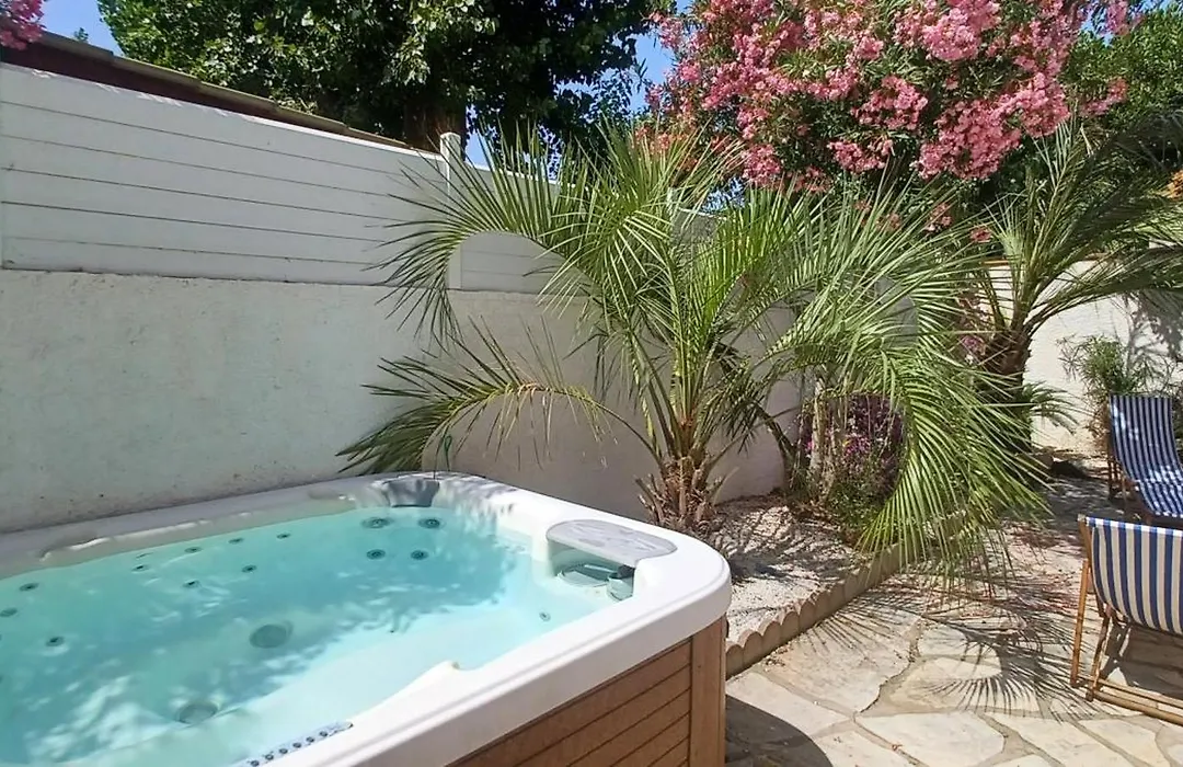 Appartement avec jardin et spa-1