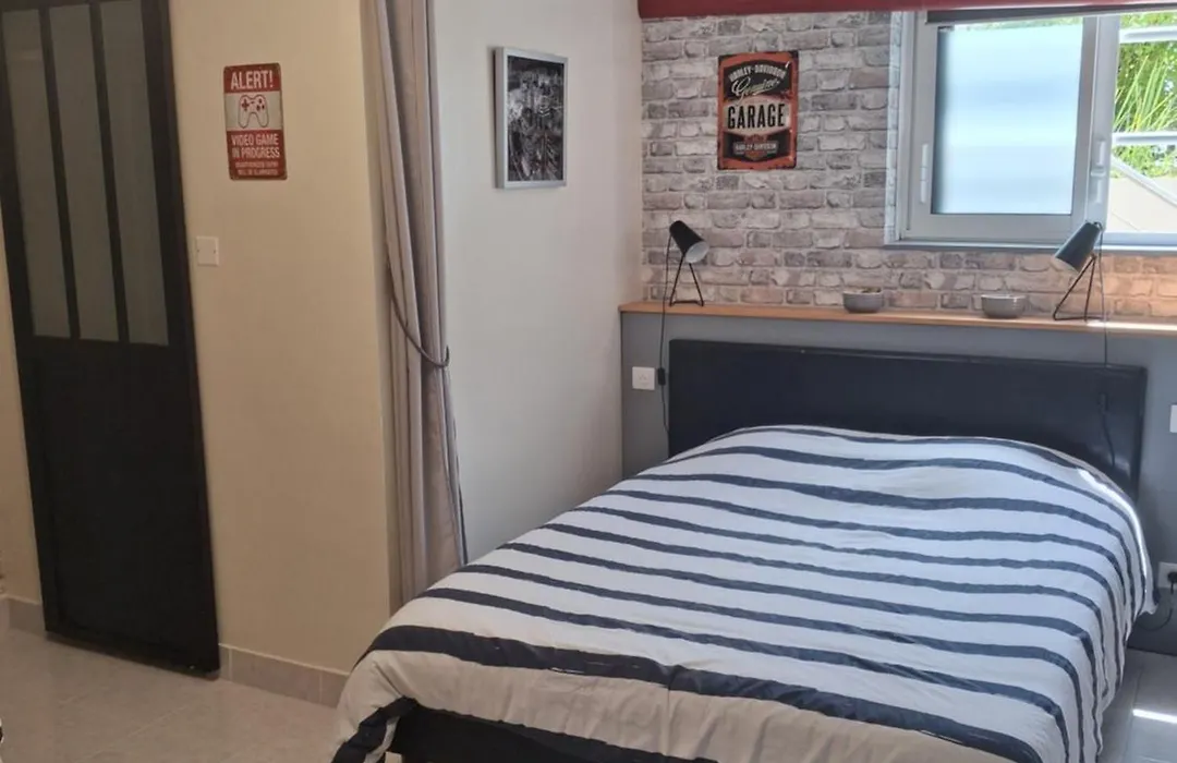 Appartement au calme proche d'un petit bois dans quimper-1