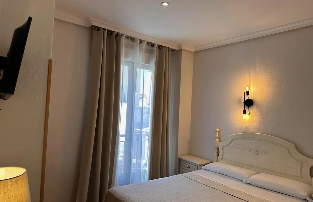 Hostal Toledo-1