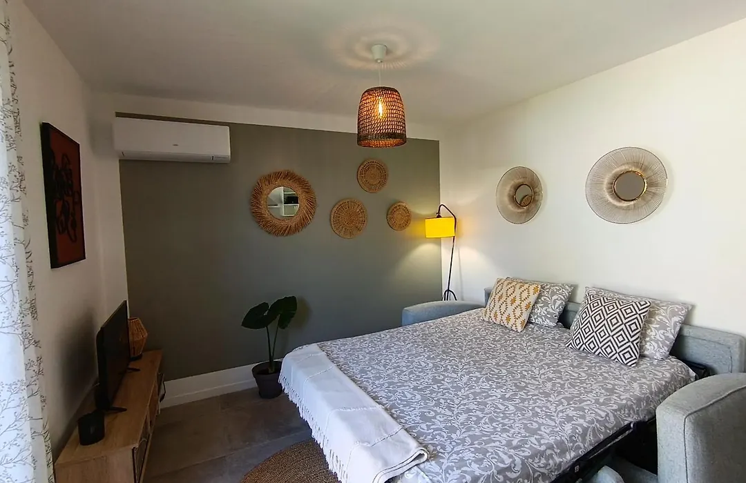 Douce Provence Magnifique appartement neuf avec jardin proche du centre ville-1