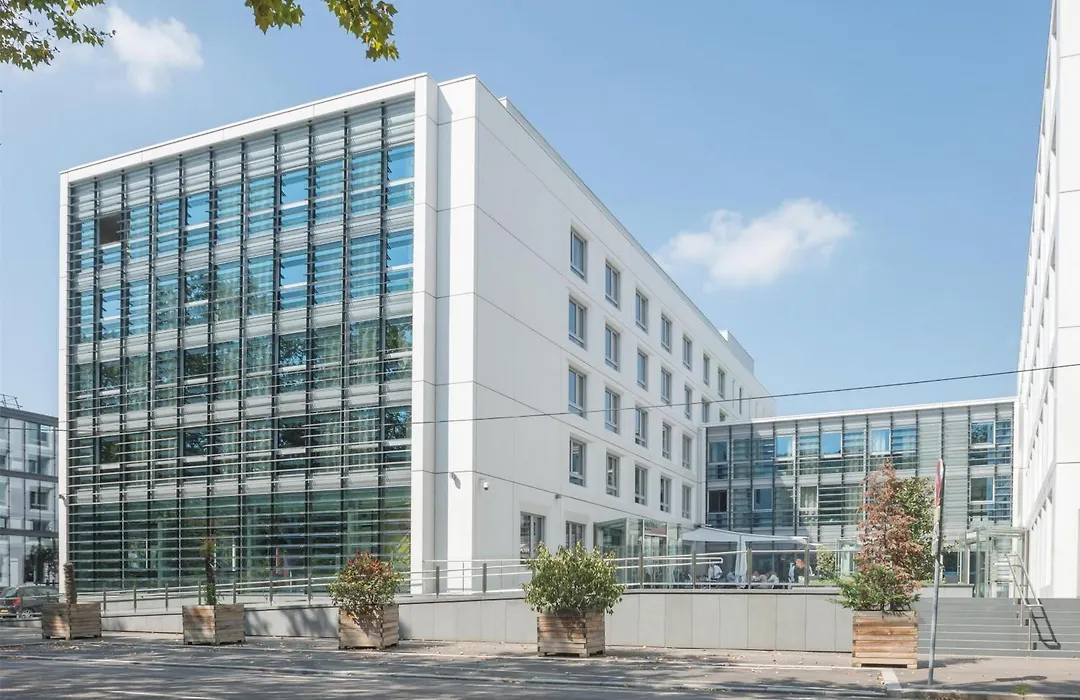 Hotel Lyon-ouest-1