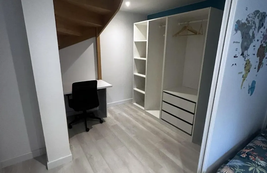 Superbe appartement avec parking gratuit-1