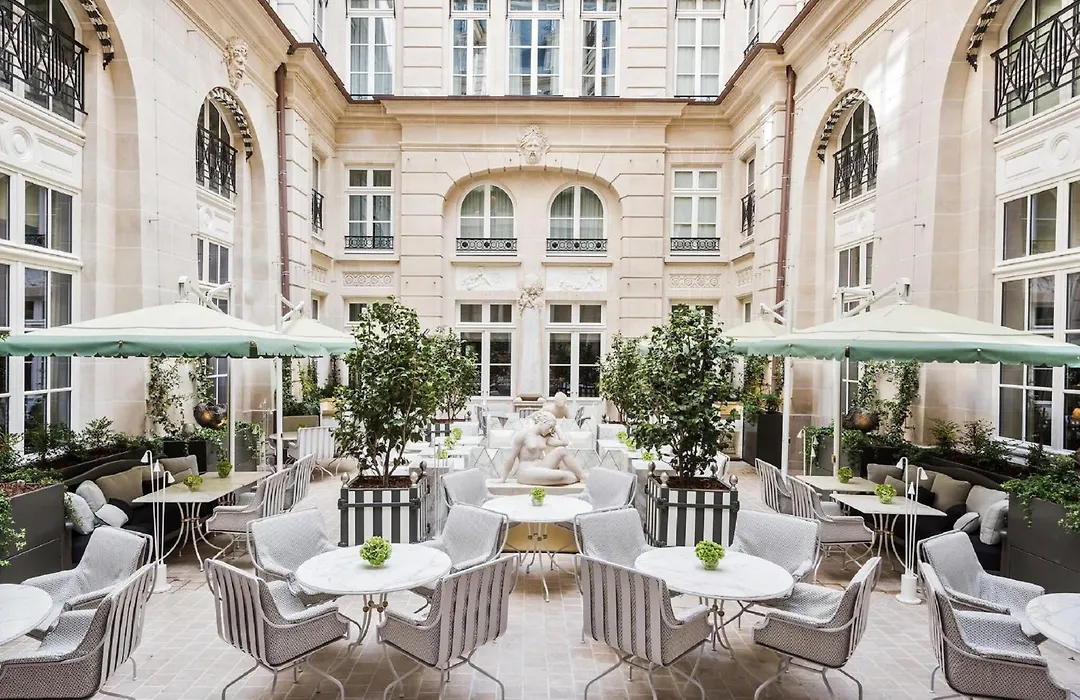 Hotel De Crillon-1