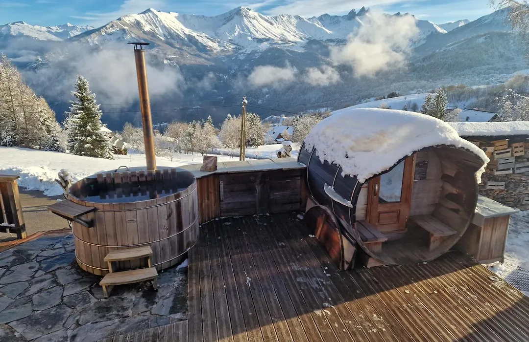 CHALET HOTEL La TUVIERE BIKE INN-1
