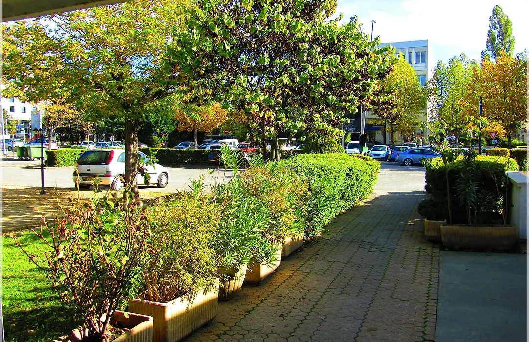 Aix Hotel-1
