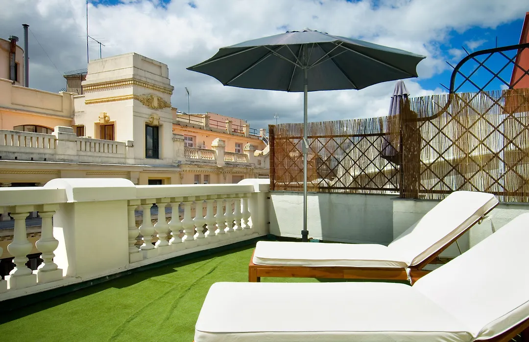 Hotel Moderno Puerta Del Sol-1