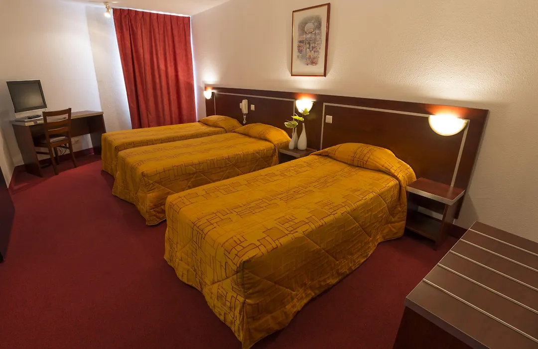Hotel America-1
