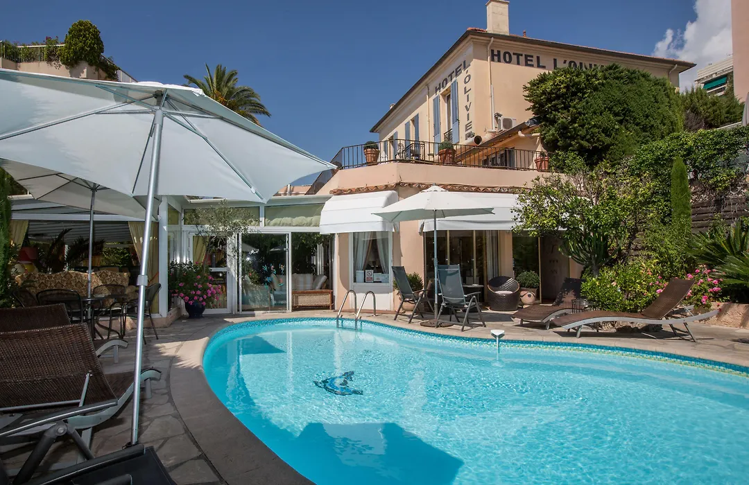 Hotel L'Olivier - Piscine & Parking-1