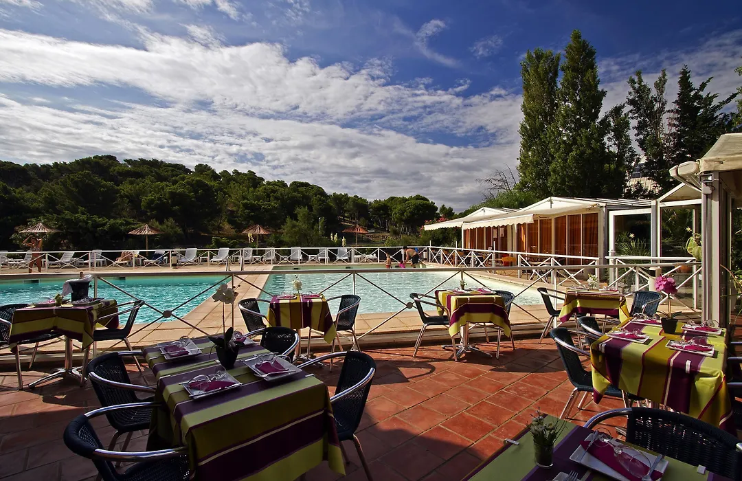 Hotel Le Phoebus Garden&Spa-1