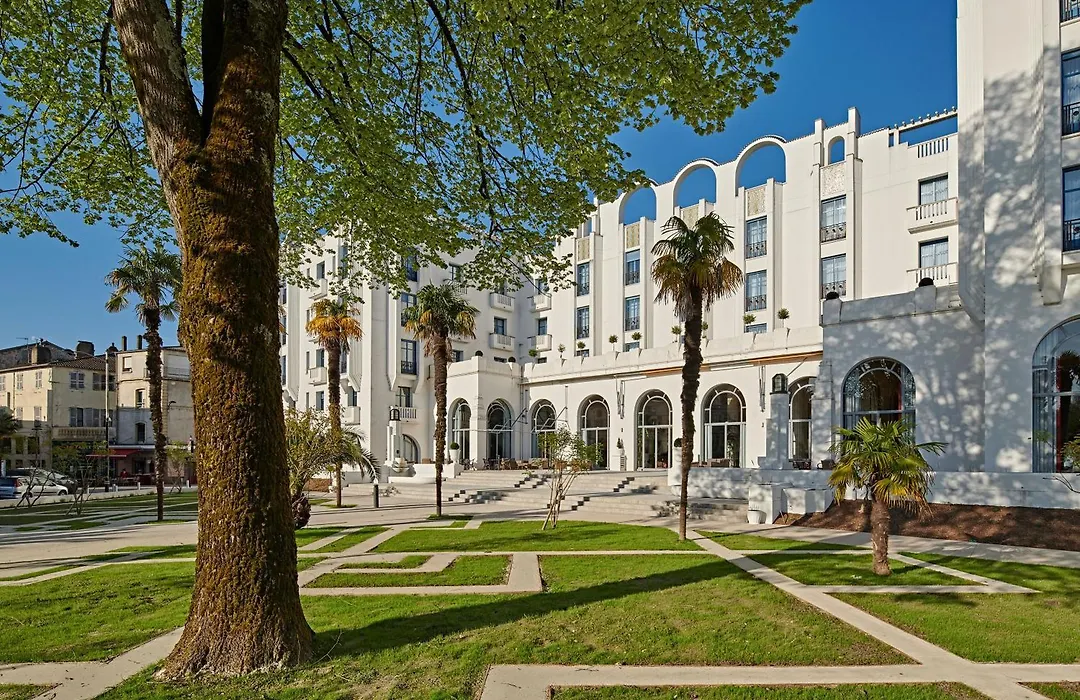 Hotel&Spa Vacances Bleues Le Splendid-1