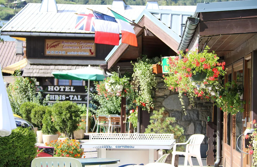 Chris-Tal Hotel-1