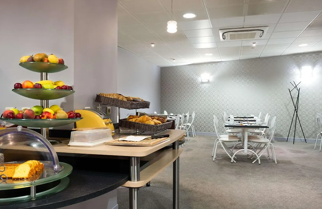 Quality Hotel Pau Centre Bosquet-1
