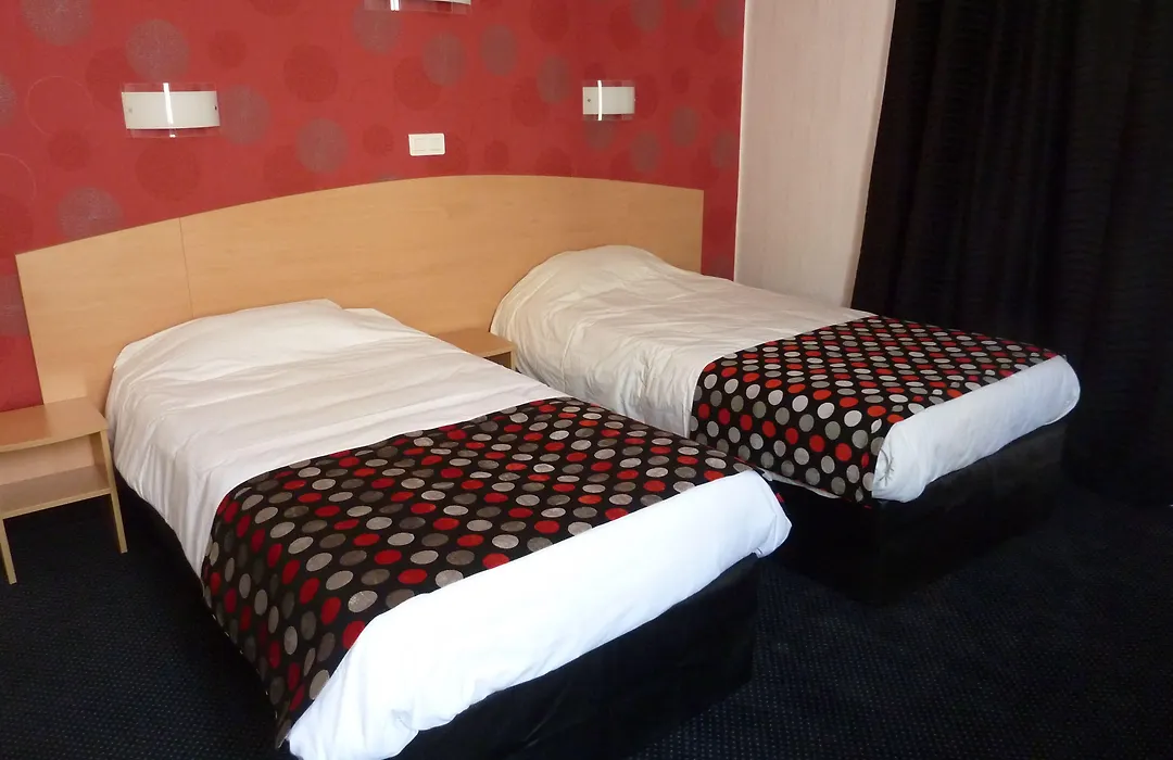 Cit'Hotel de La Vallée-1