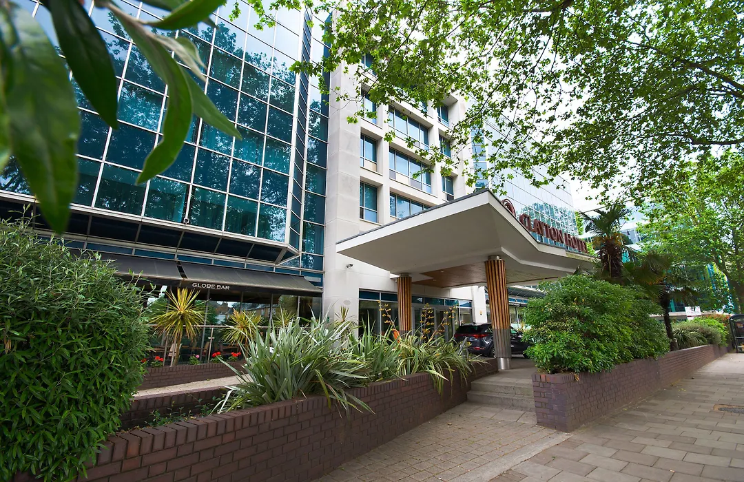 Clayton Hotel Chiswick-1