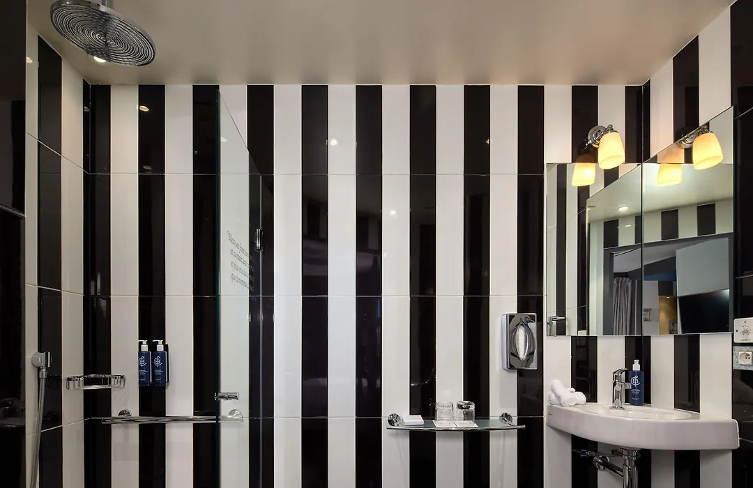 Les Plumes Hotel-1