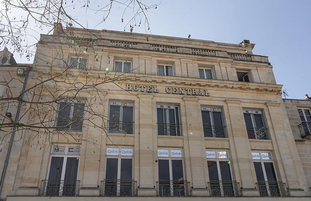Hôtel Central-1