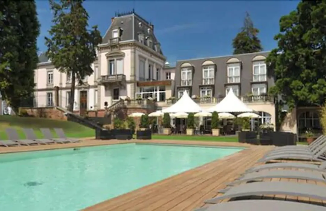 Le H - Hotel & Restaurant-1