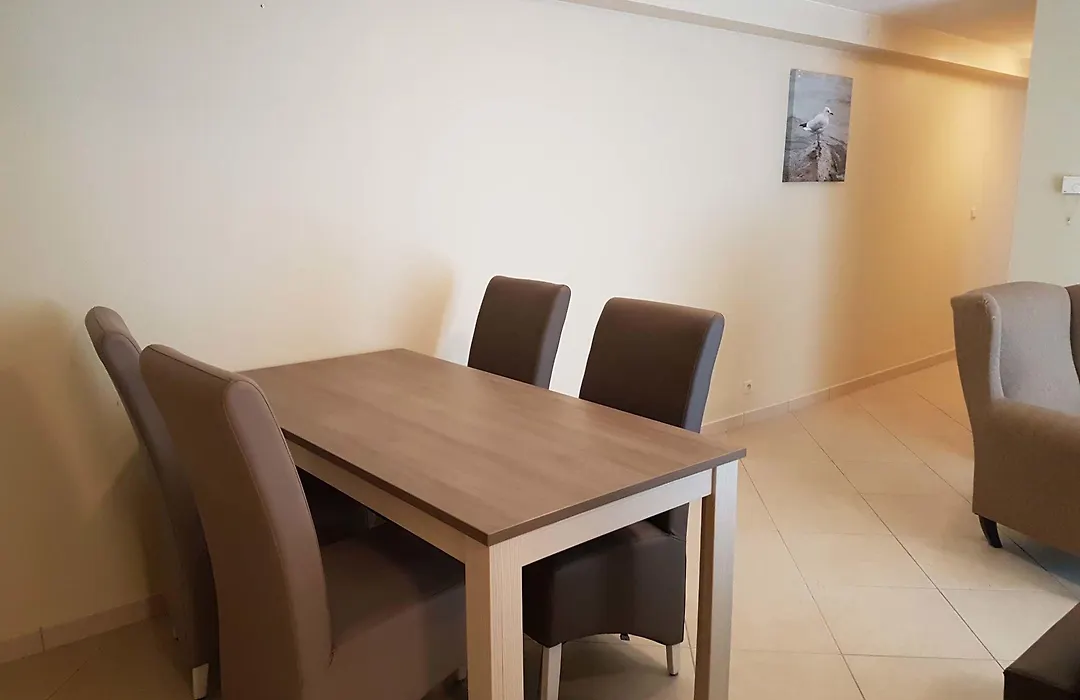 Holiday Suites Blankenberge-1