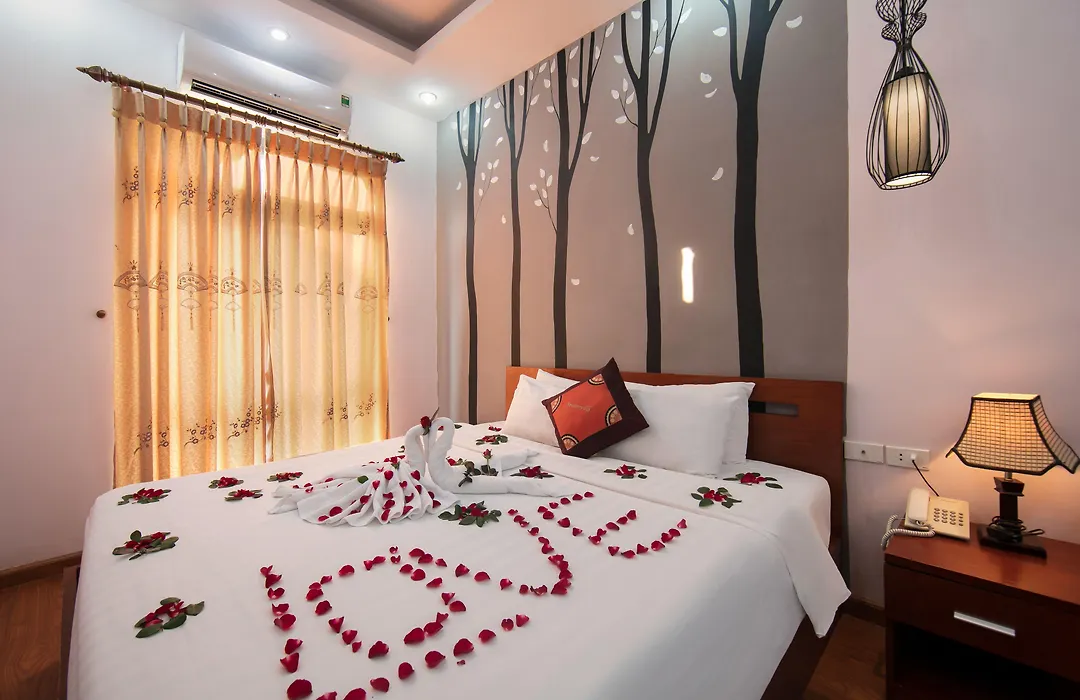 Rendezvous Hotel Hanoi-1