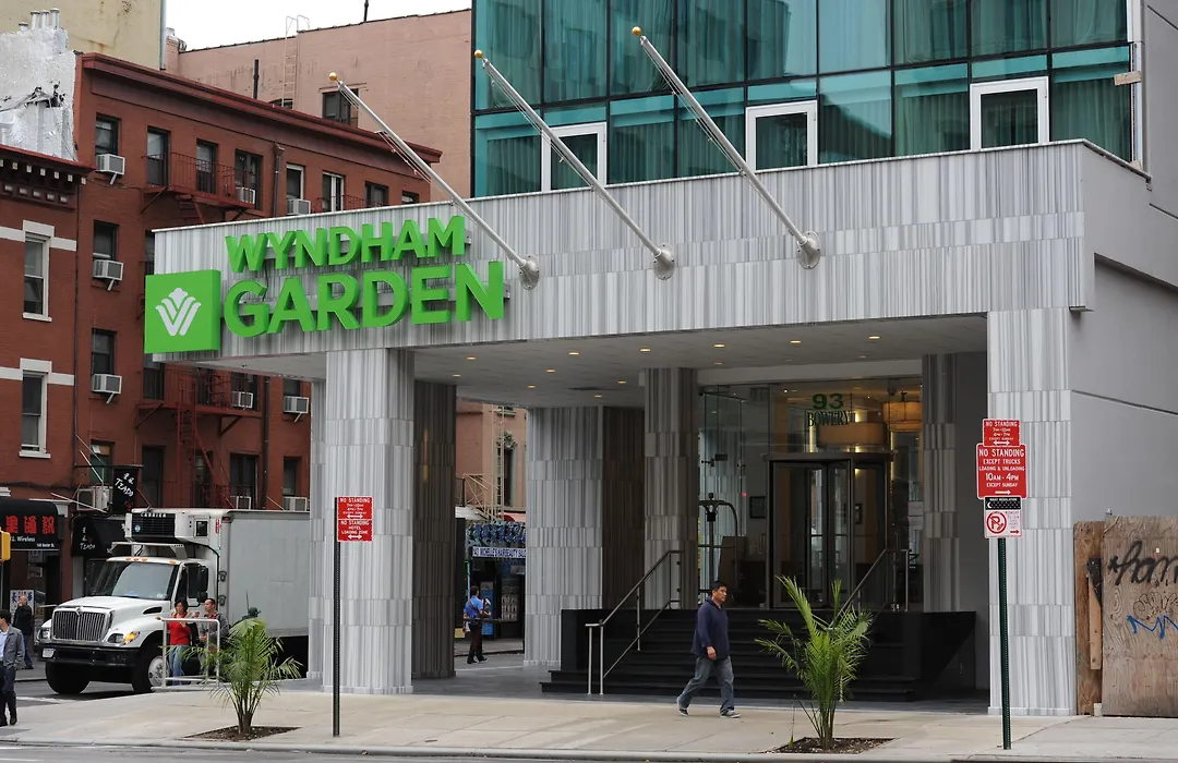 Wyndham Garden Chinatown-1