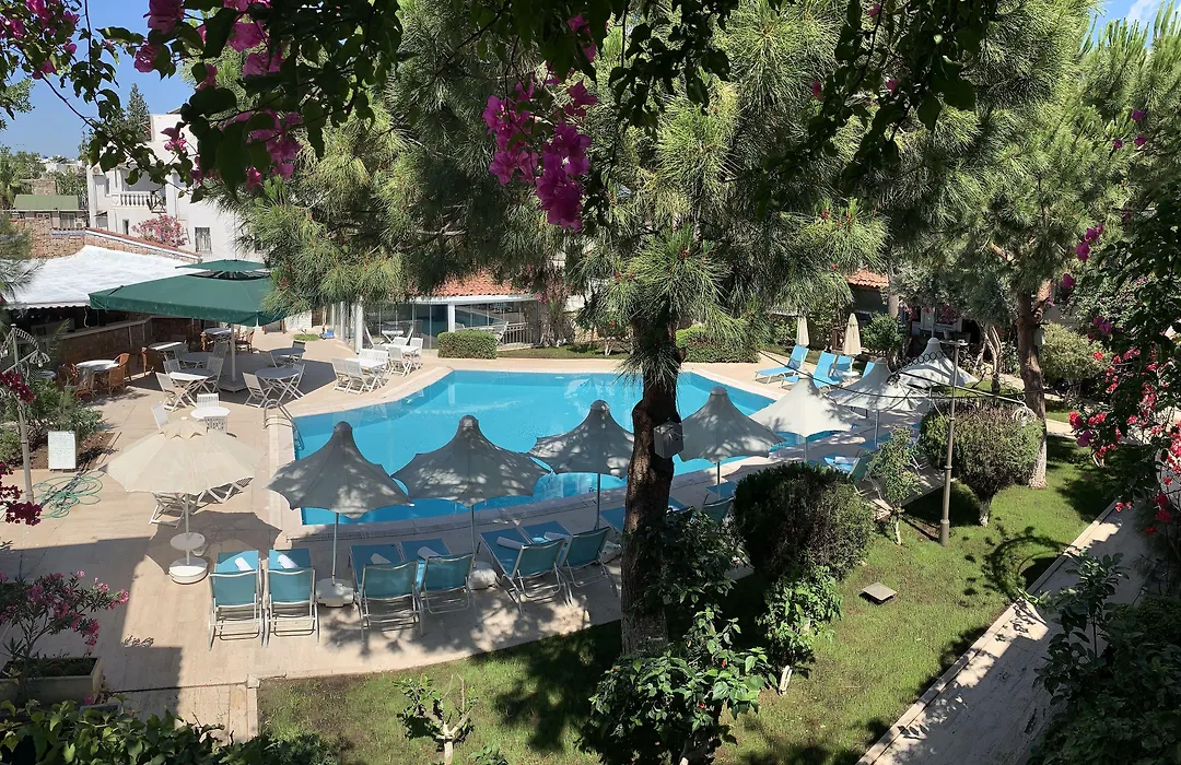 Moonshine Hotel & Suites-1