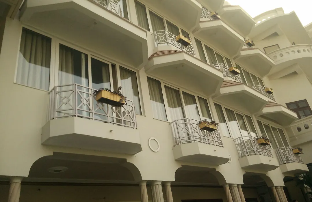 Hotel Surya, Kaiser Palace-1