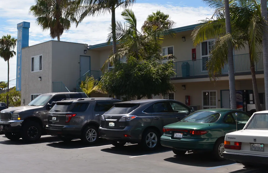 Seaside Motel-1