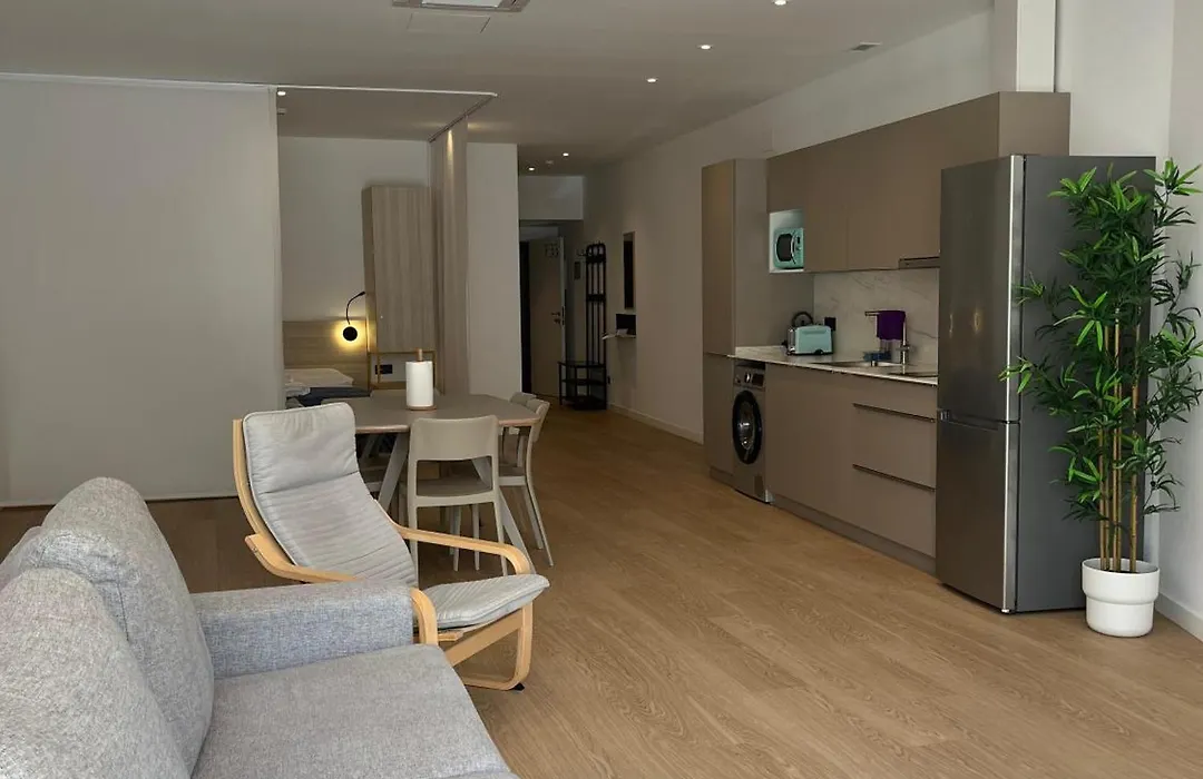Apartamentos Pillotegi Parking Gratuito-1