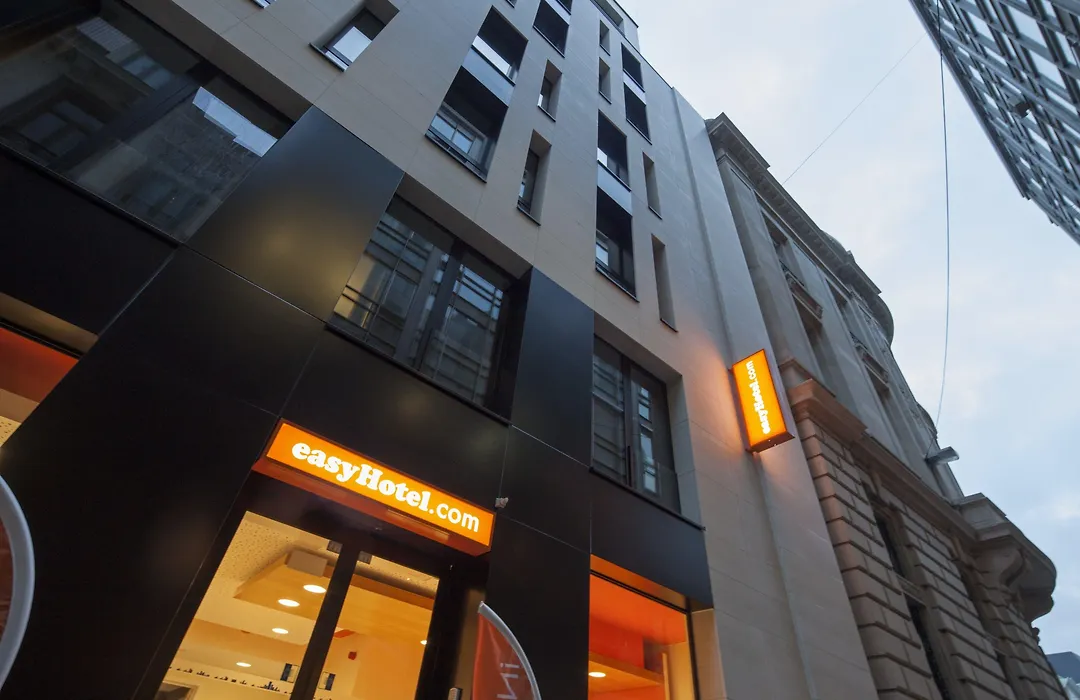 Easyhotel Brussels City Centre-1