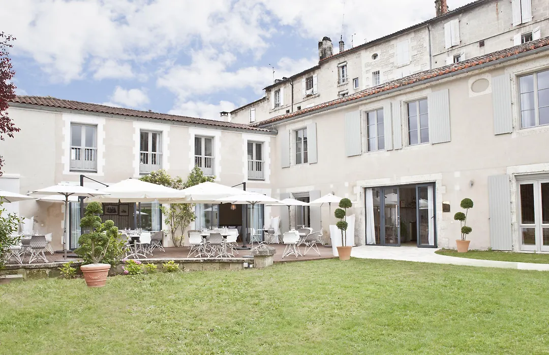 Hotel Le Saint Gelais-1