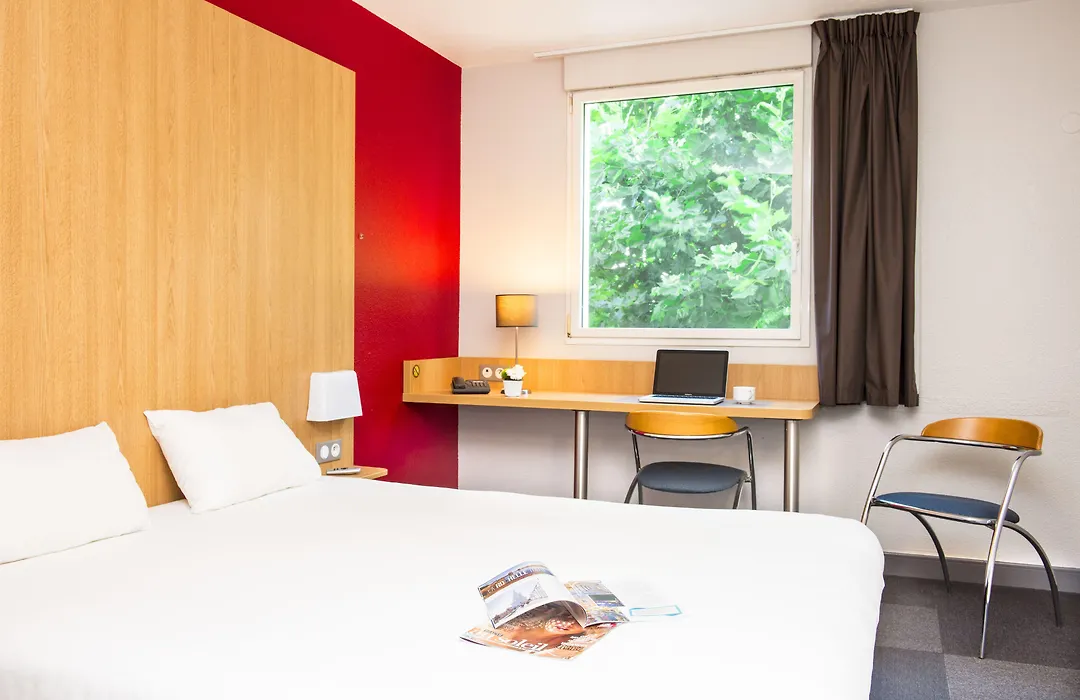 B&B HOTEL La Rochelle Centre-1