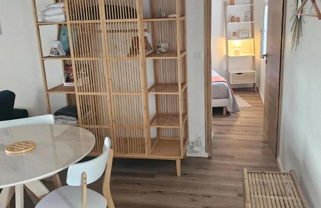 Gîte Dans les Airs, avec parking-1