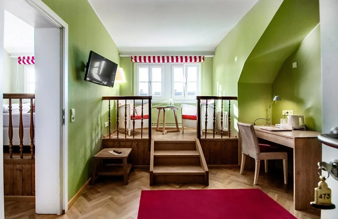 Romantik Hotel Barbarossa-1