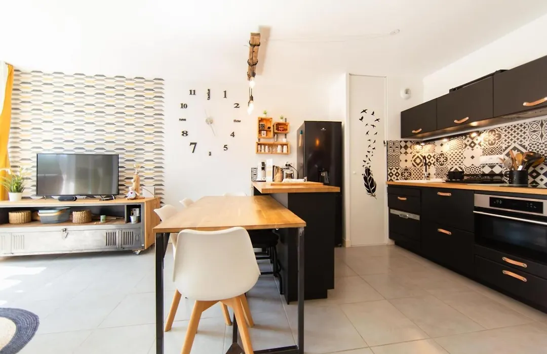 Appartment Christine in Lège city for 5 persons-1